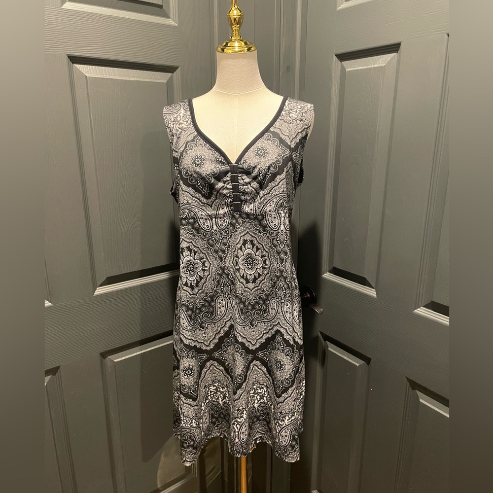 Gerry Dress. XL